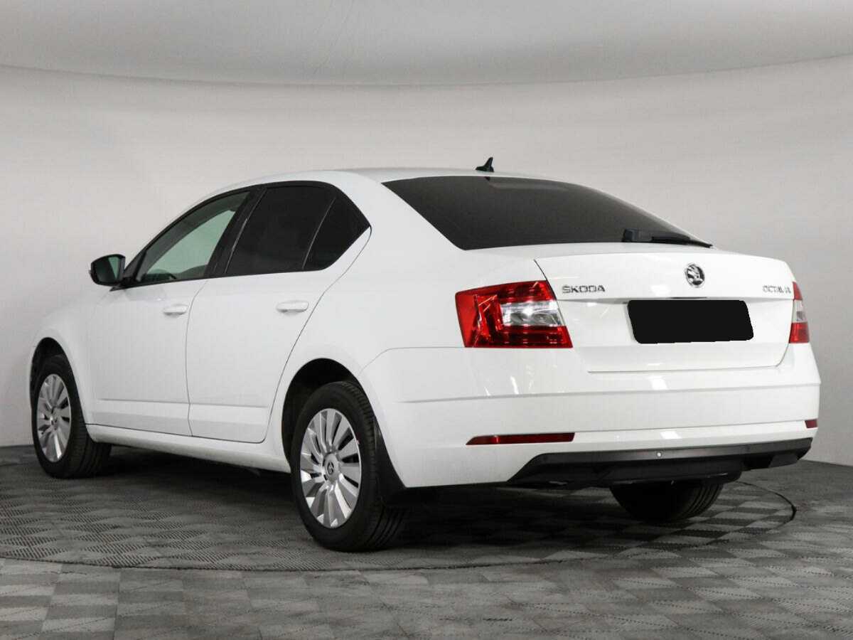 Skoda Octavia с пробегом — 2019 год. Фото: #6