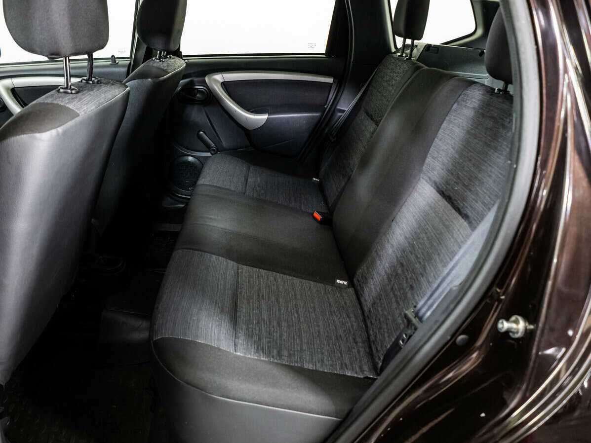 Renault Duster с пробегом — 2015 год. Фото: #8