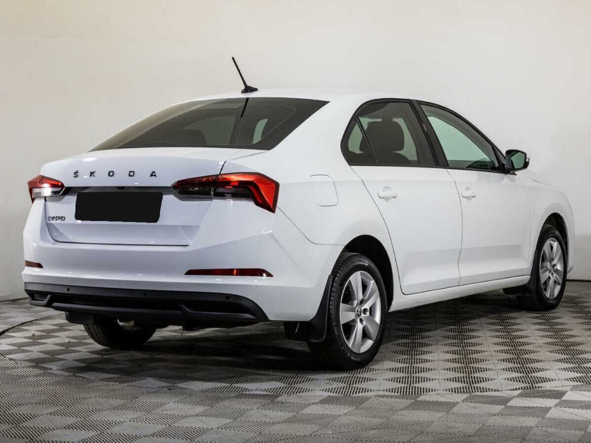 Skoda Rapid с пробегом — 2020 год. Фото: #4