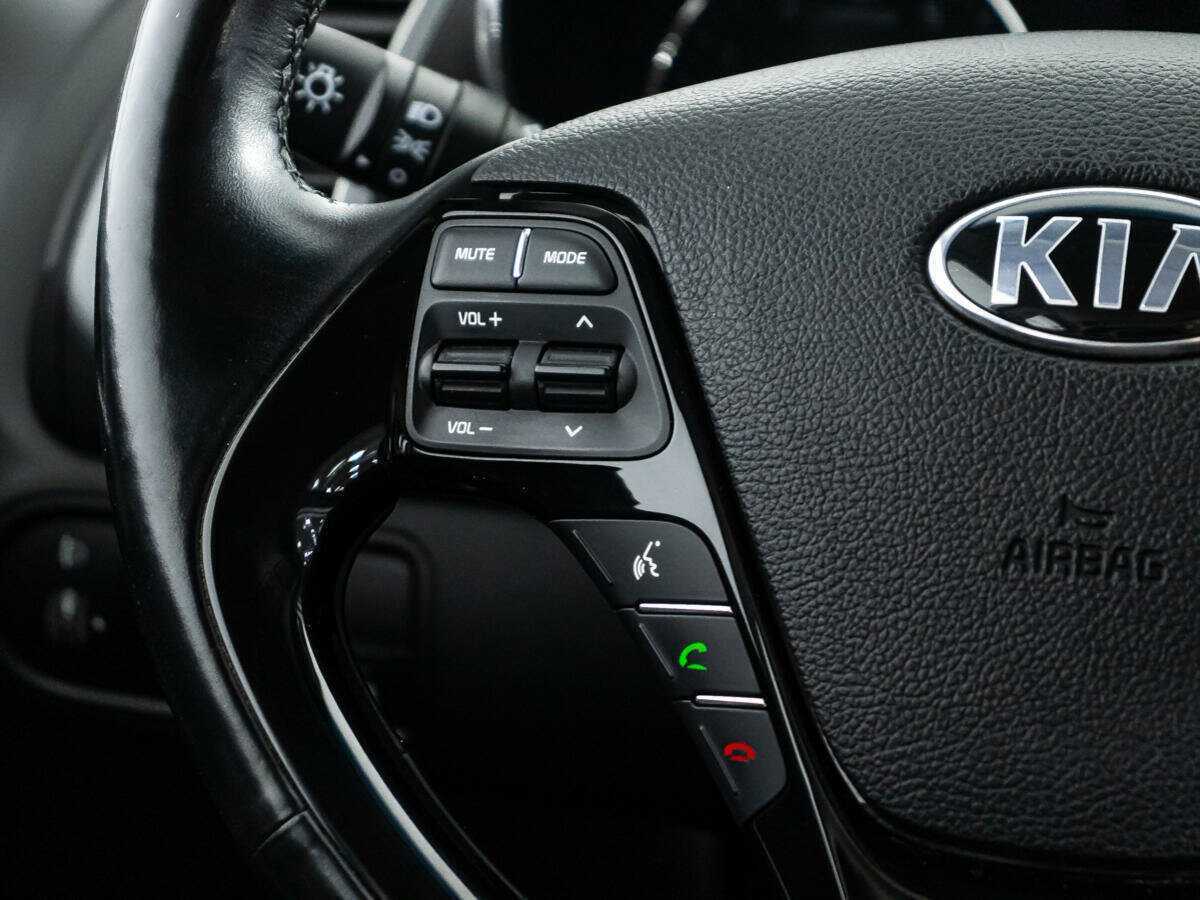 Kia Cerato с пробегом — 2017 год. Фото: #17