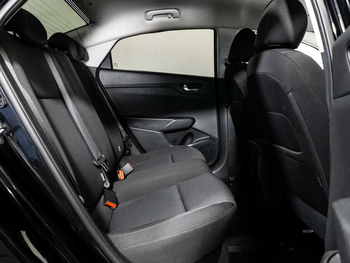 Hyundai Solaris с пробегом — 2020 год. Фото: #12