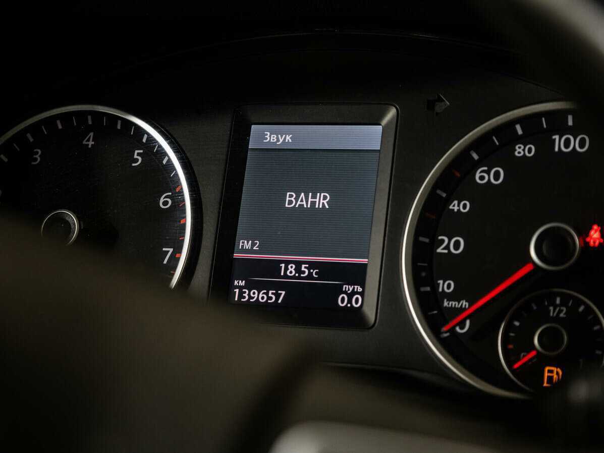 Volkswagen Tiguan с пробегом — 2012 год. Фото: #11