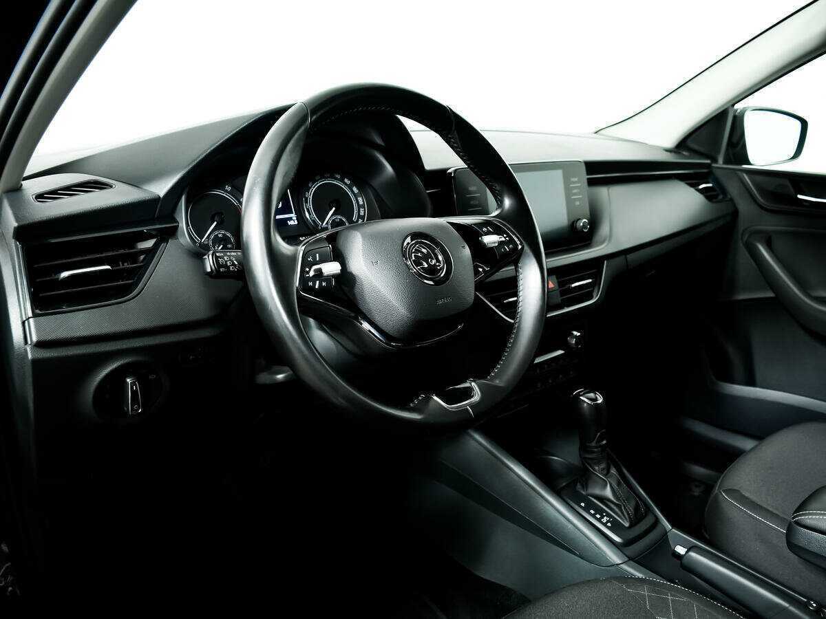 Skoda Rapid с пробегом — 2020 год. Фото: #12