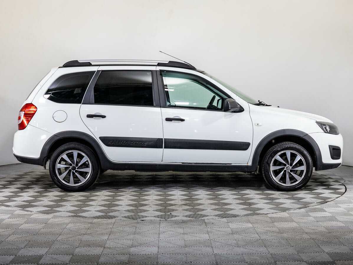 Lada (ВАЗ) Kalina с пробегом — 2017 год. Фото: #3