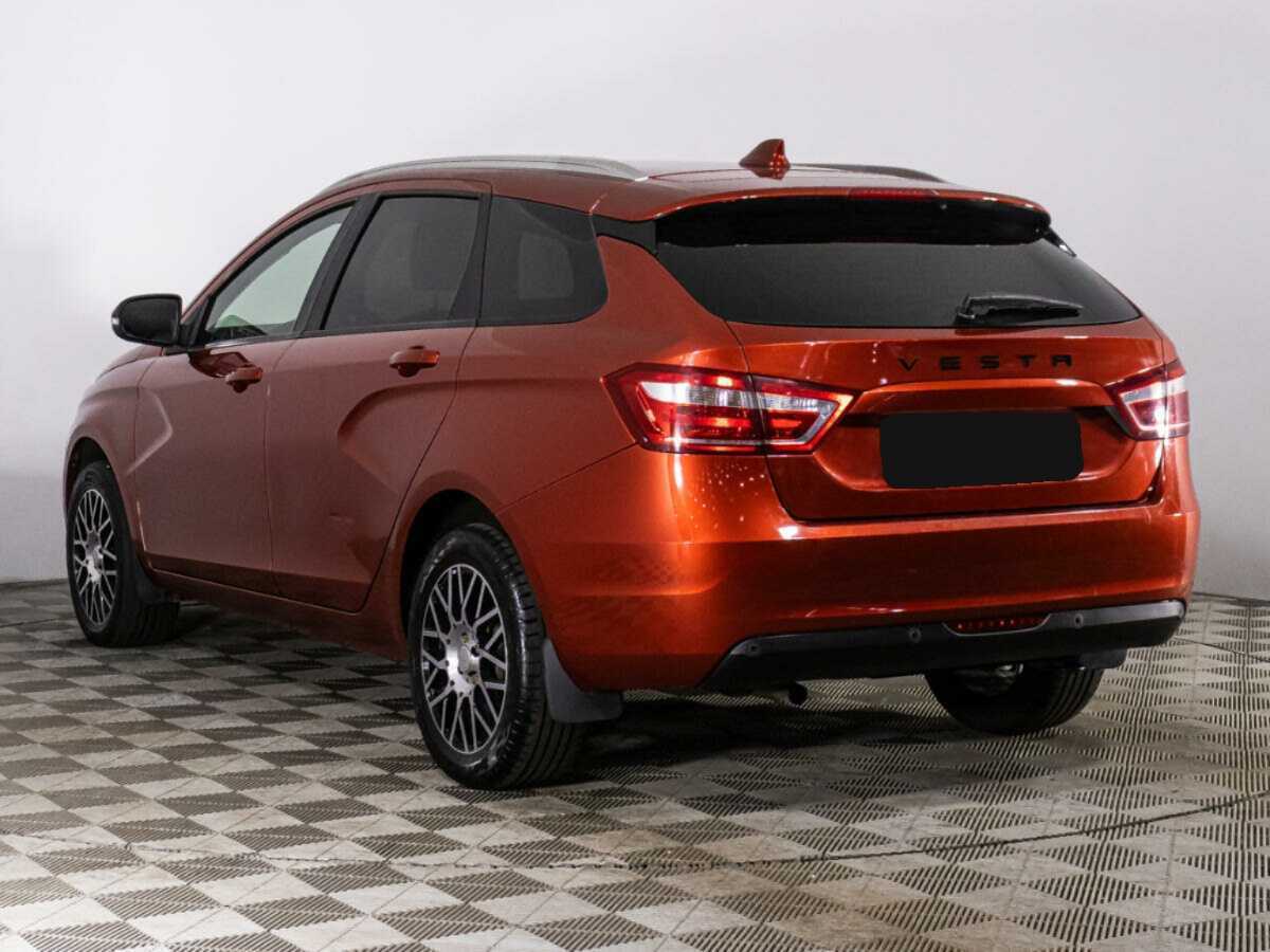 Lada (ВАЗ) Vesta с пробегом — 2018 год. Фото: #6