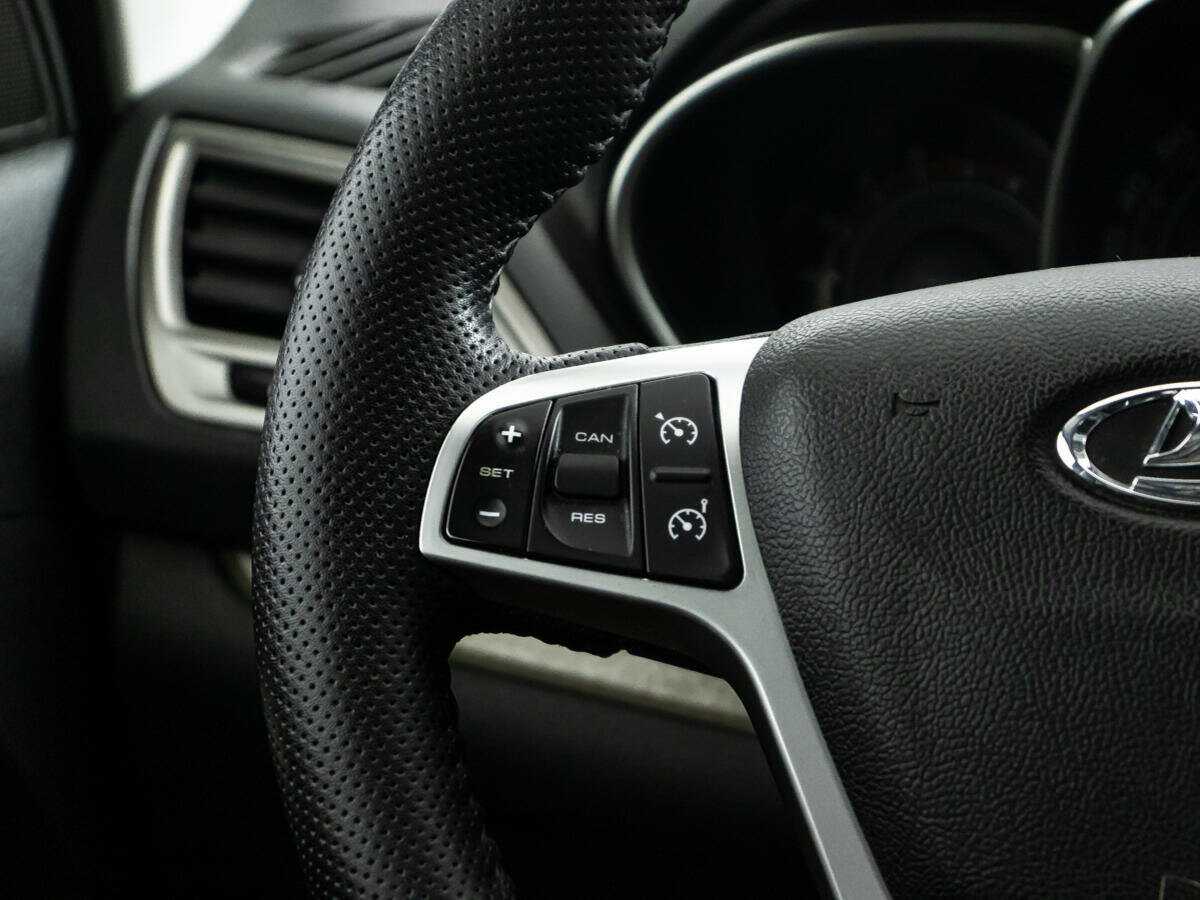 Lada (ВАЗ) Vesta с пробегом — 2018 год. Фото: #16