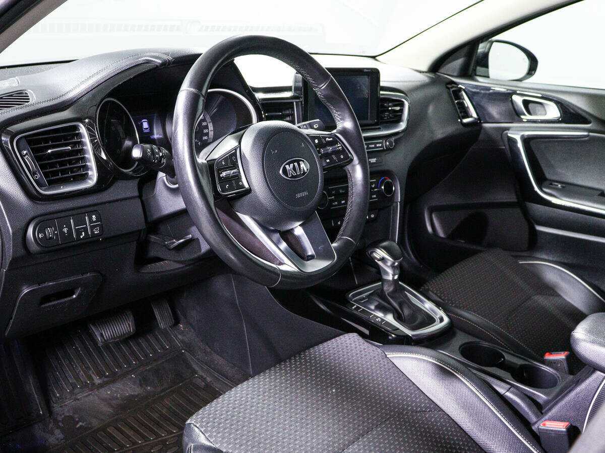 Kia Ceed с пробегом — 2019 год. Фото: #11