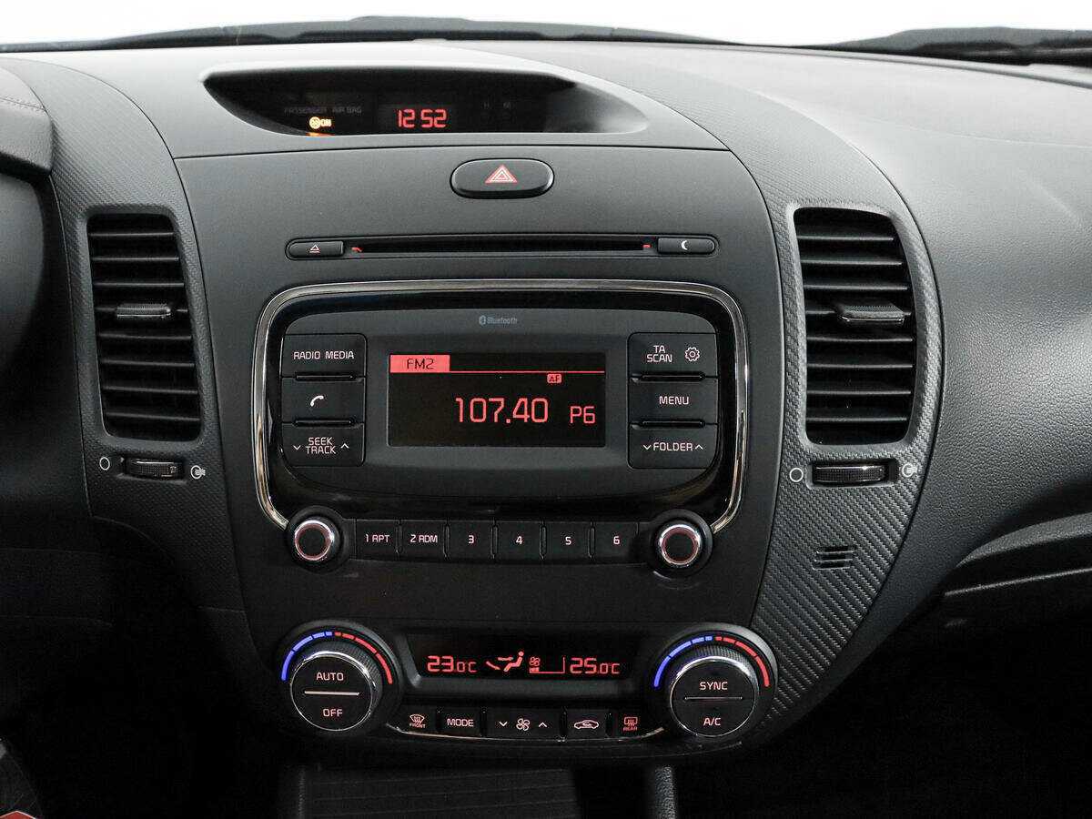 Kia Cerato с пробегом — 2018 год. Фото: #12