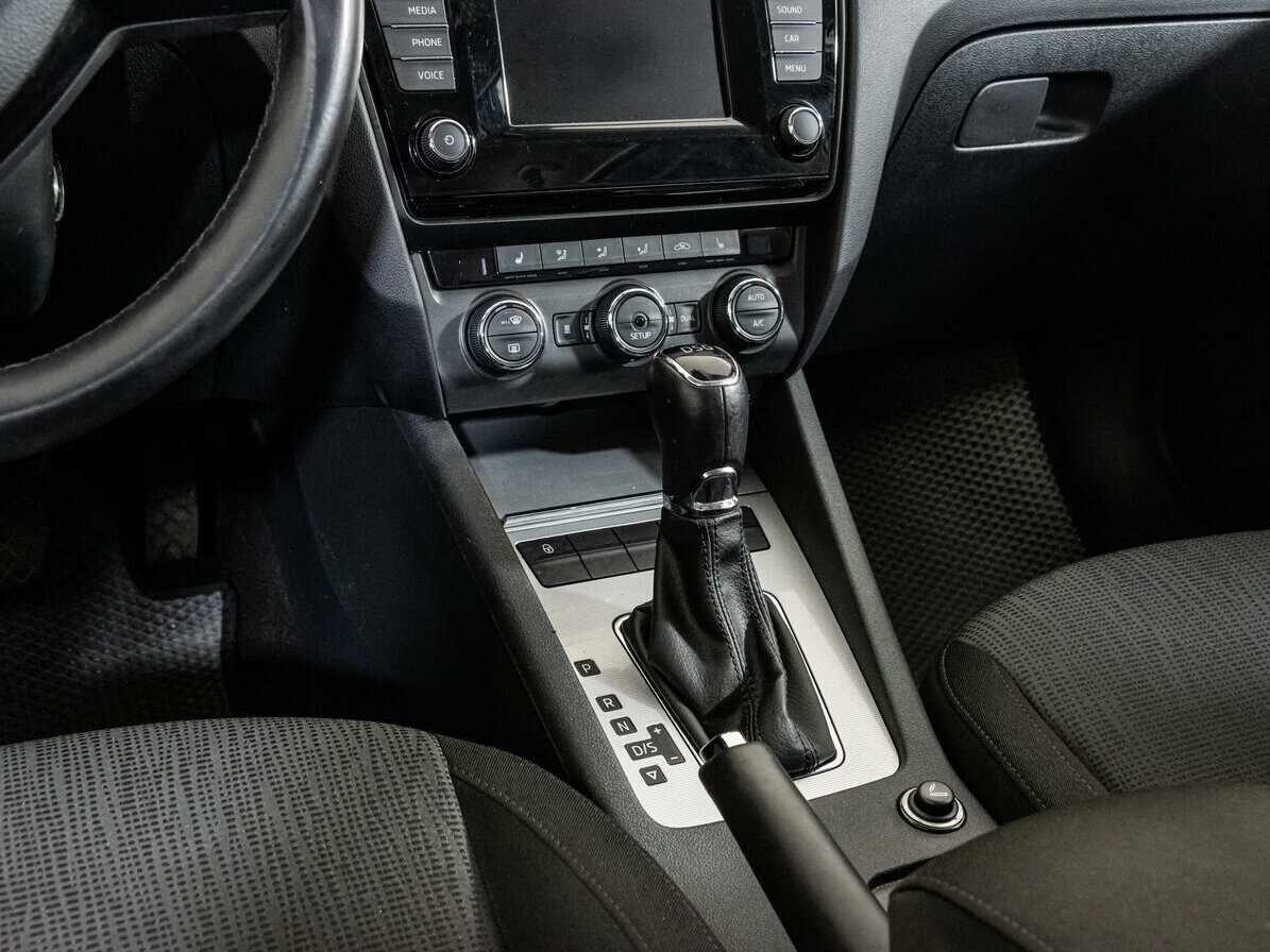 Skoda Octavia с пробегом — 2014 год. Фото: #7