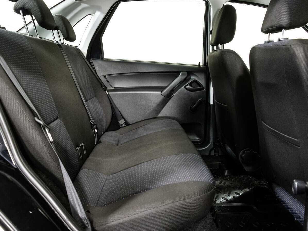 Lada (ВАЗ) Granta с пробегом — 2012 год. Фото: #8