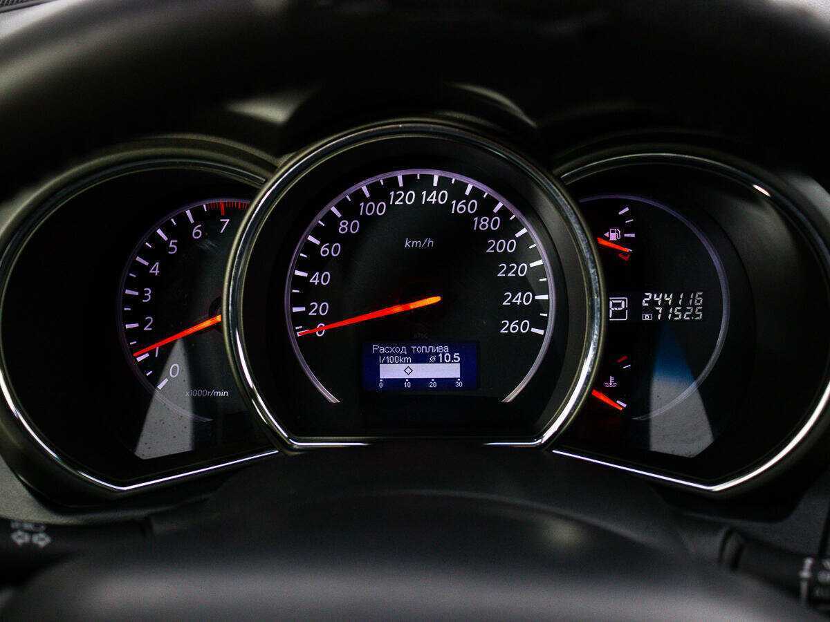 Nissan Murano с пробегом — 2013 год. Фото: #13