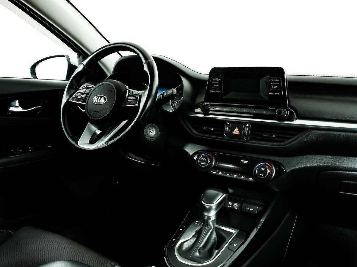 Kia Cerato с пробегом — 2018 год. Фото: #8