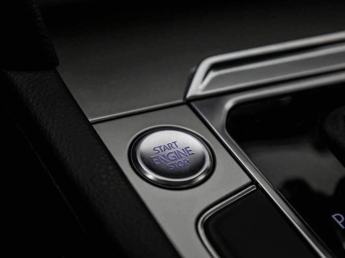 Volkswagen Passat с пробегом — 2016 год. Фото: #13