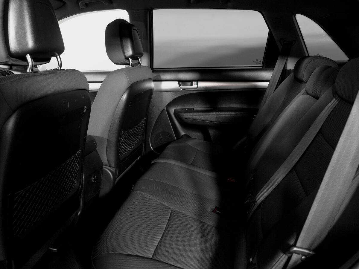 Kia Sorento с пробегом — 2012 год. Фото: #9