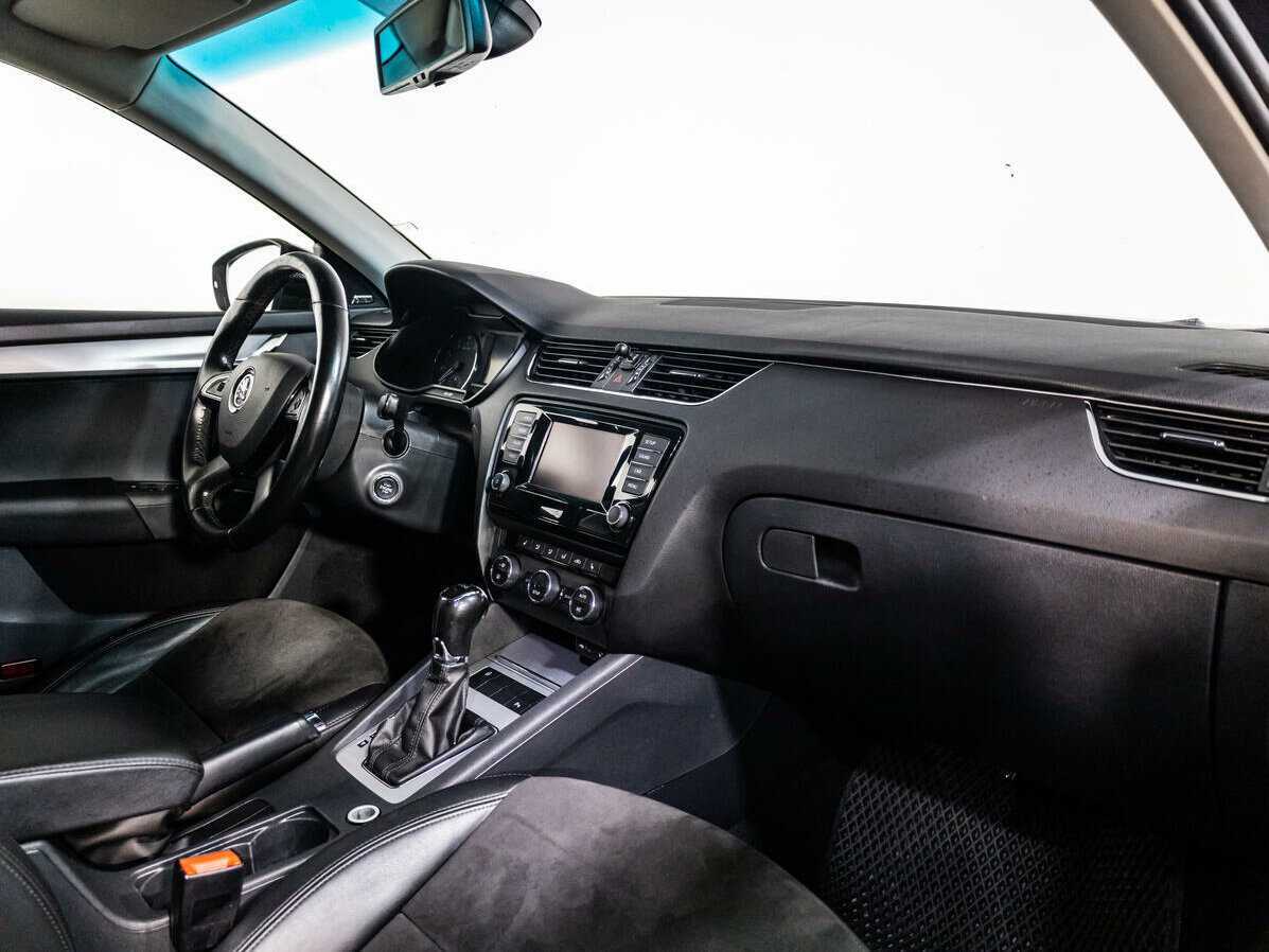 Skoda Octavia с пробегом — 2015 год. Фото: #7