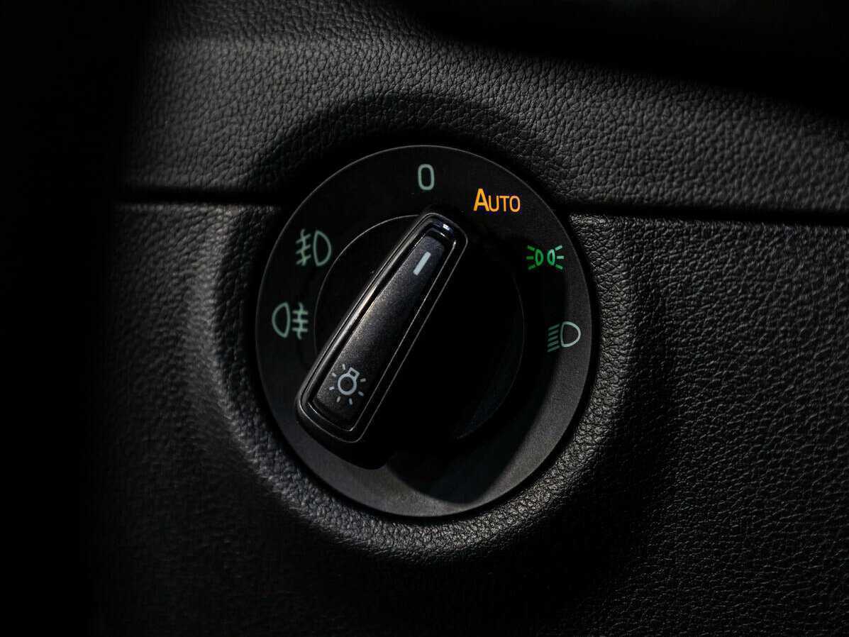 Skoda Octavia с пробегом — 2015 год. Фото: #19