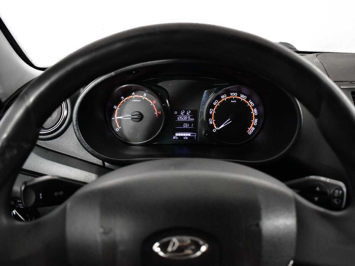 Lada (ВАЗ) Granta с пробегом — 2020 год. Фото: #10