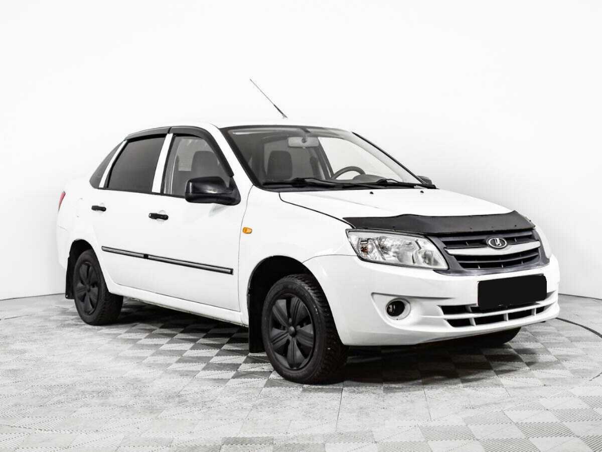 Lada (ВАЗ) Granta с пробегом — 2013 год. Фото: #2