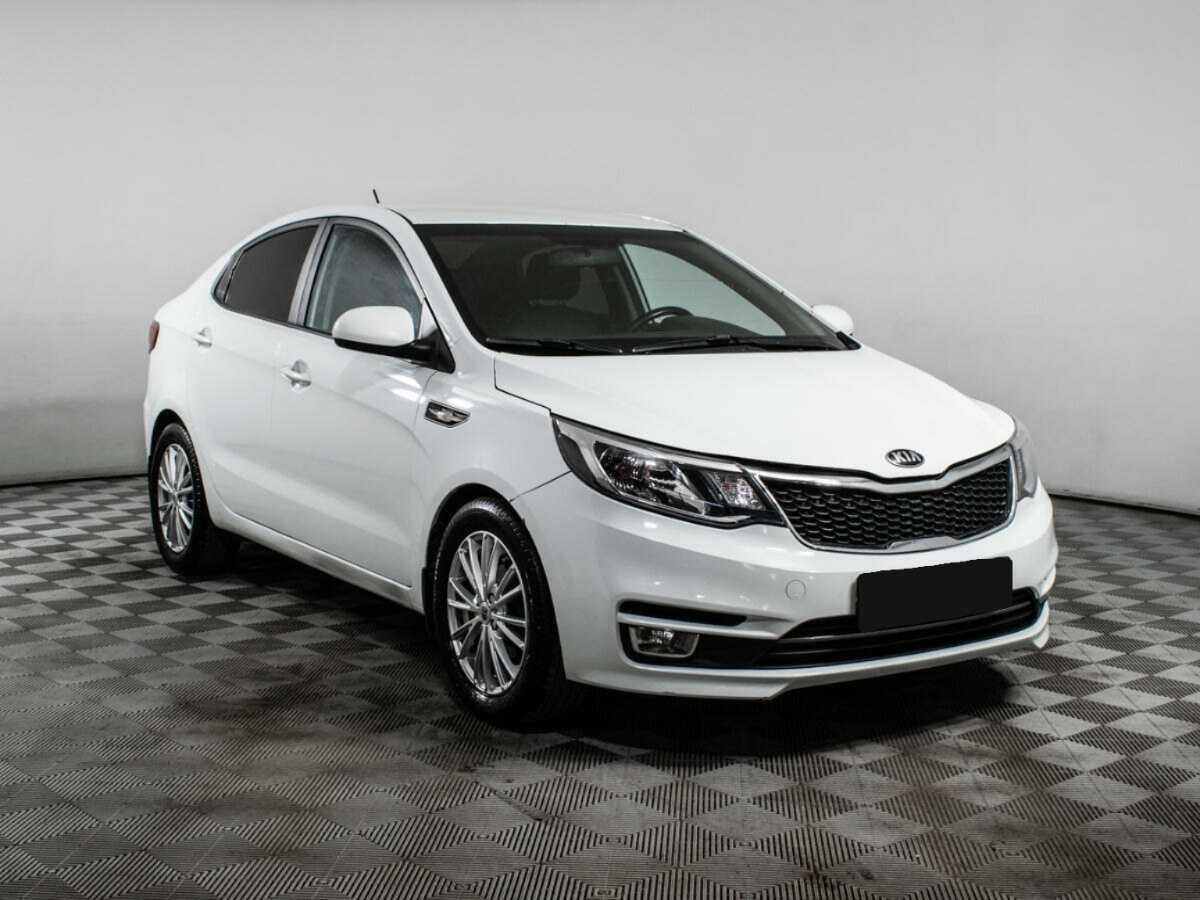 Kia Rio с пробегом — 2015 год. Фото: #2