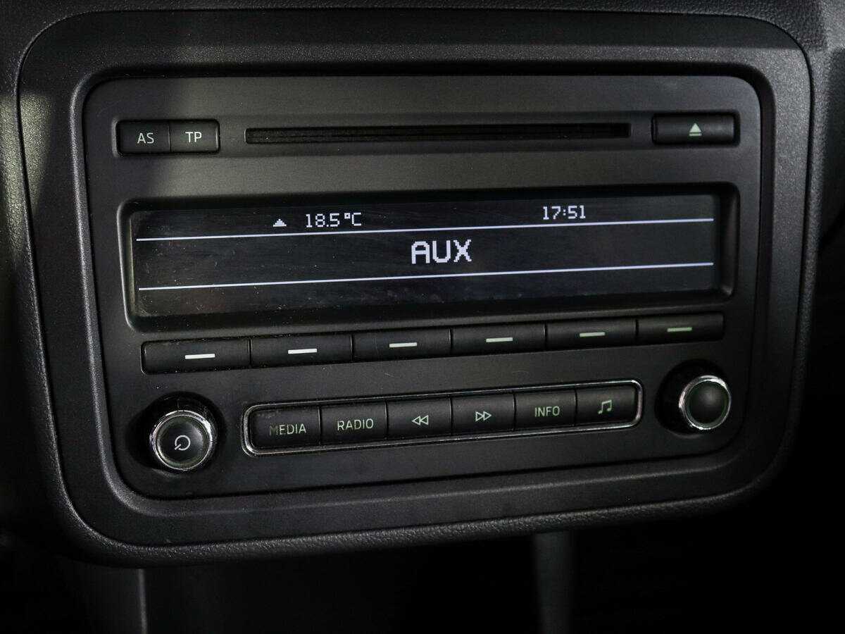 Skoda Fabia с пробегом — 2014 год. Фото: #15