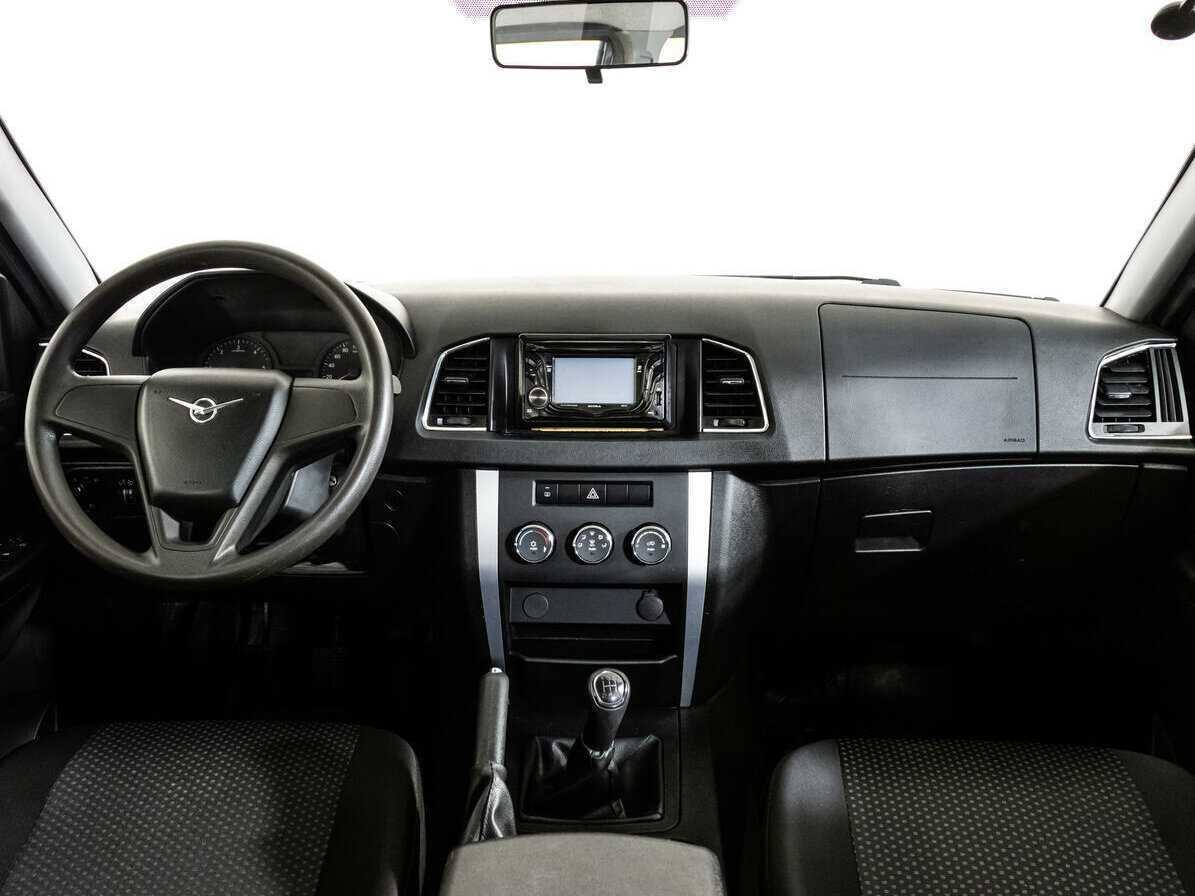 УАЗ Patriot с пробегом — 2017 год. Фото: #7