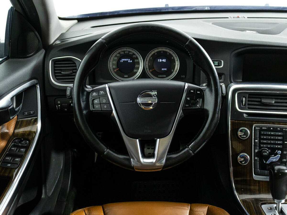 Volvo S60 с пробегом — 2012 год. Фото: #19