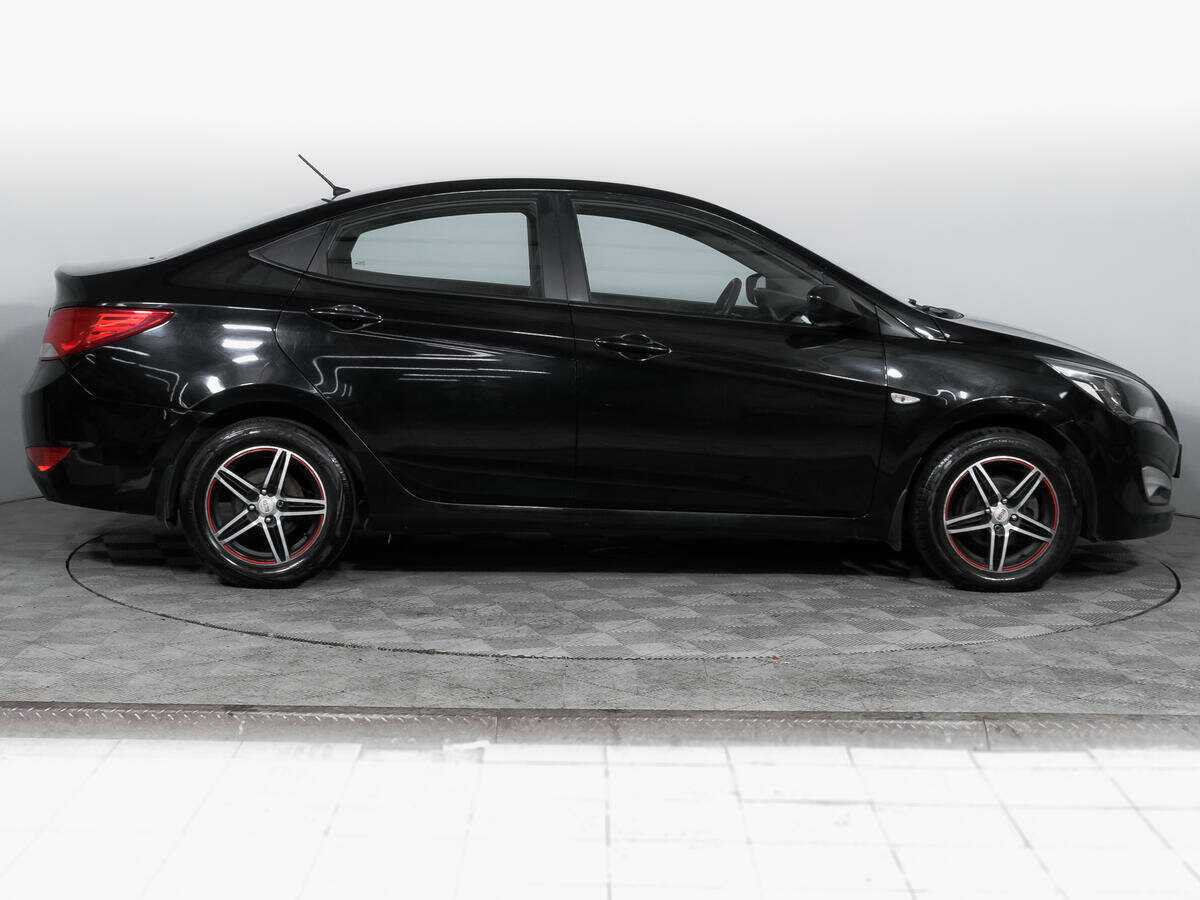 Hyundai Solaris с пробегом — 2016 год. Фото: #3