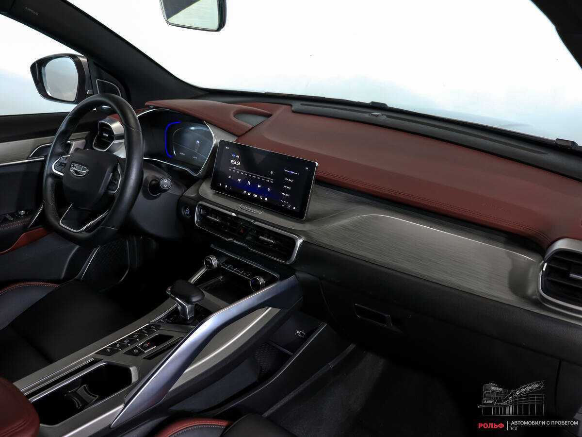 Geely Coolray с пробегом — 2022 год. Фото: #7