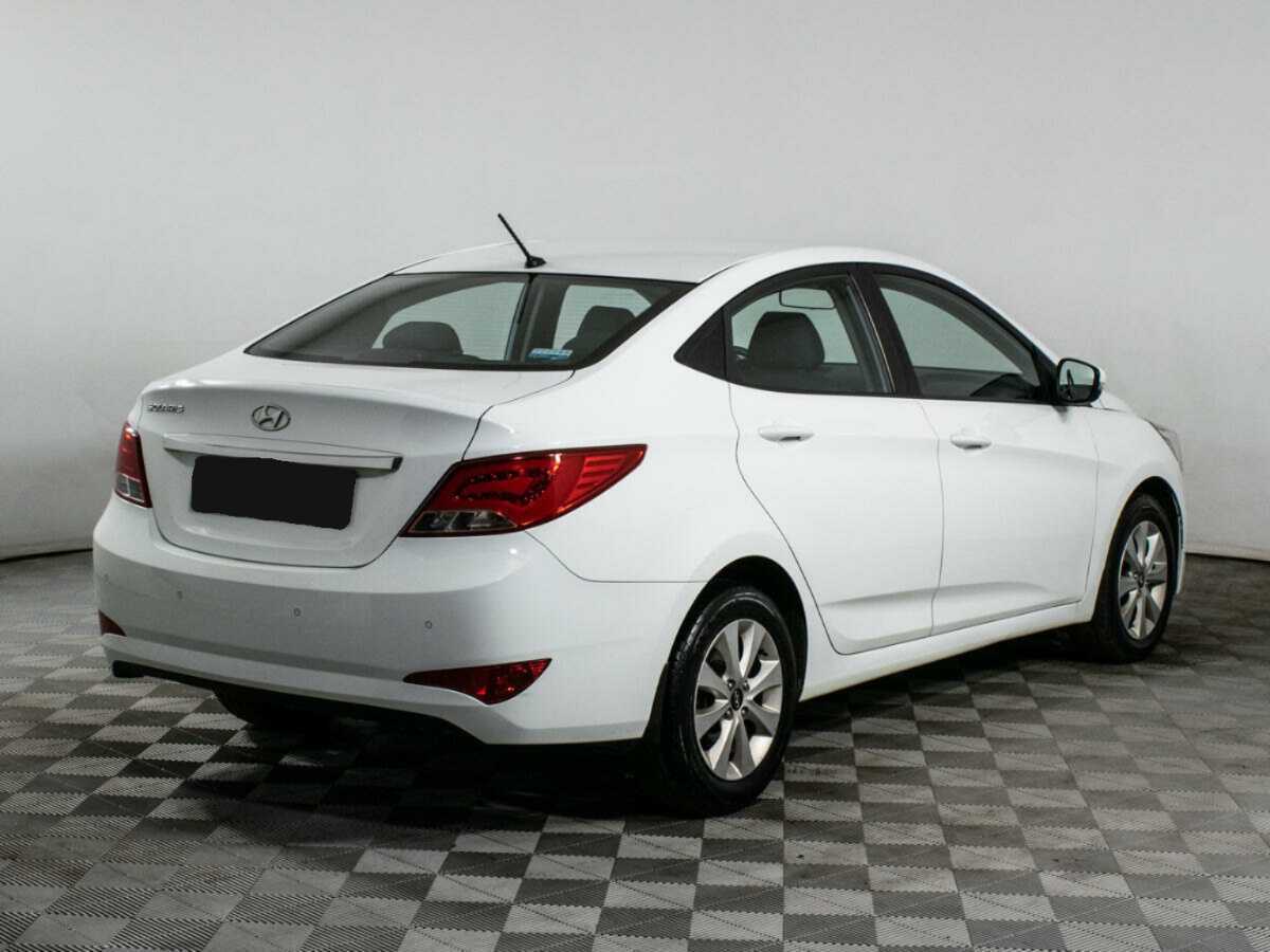 Hyundai Solaris с пробегом — 2016 год. Фото: #4