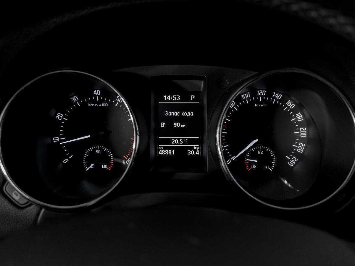 Skoda Yeti с пробегом — 2013 год. Фото: #10