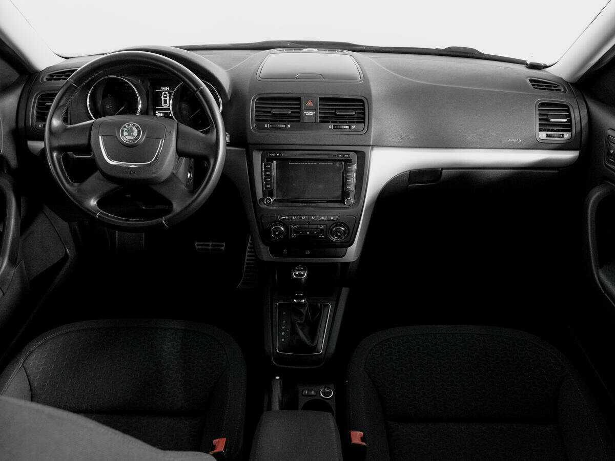 Skoda Yeti с пробегом — 2013 год. Фото: #11