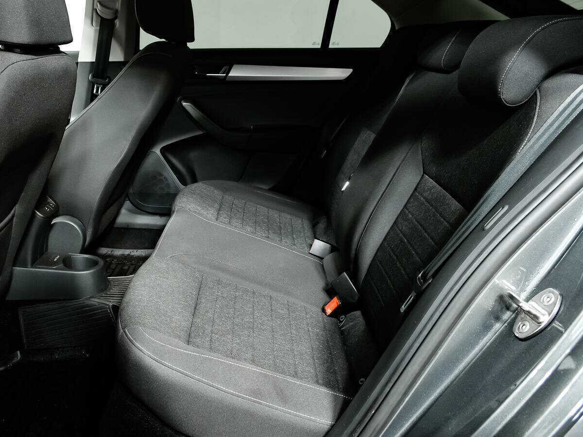 Skoda Rapid с пробегом — 2020 год. Фото: #11