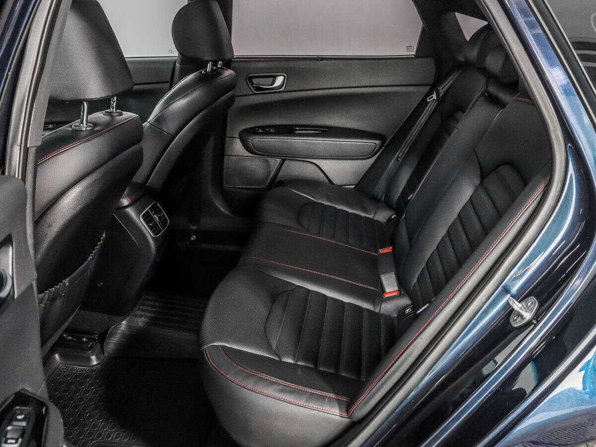 Kia Optima с пробегом — 2017 год. Фото: #10