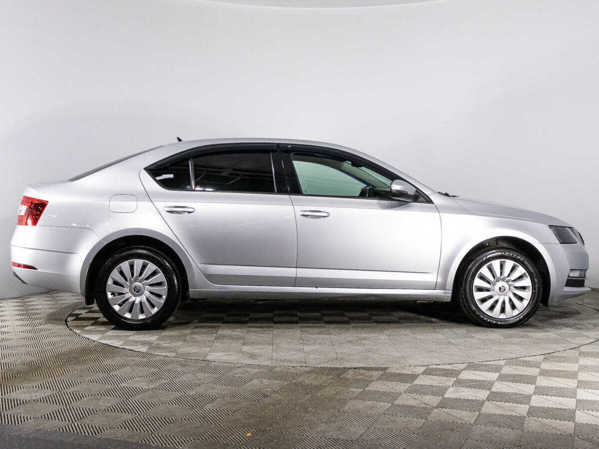 Skoda Octavia с пробегом — 2017 год. Фото: #3