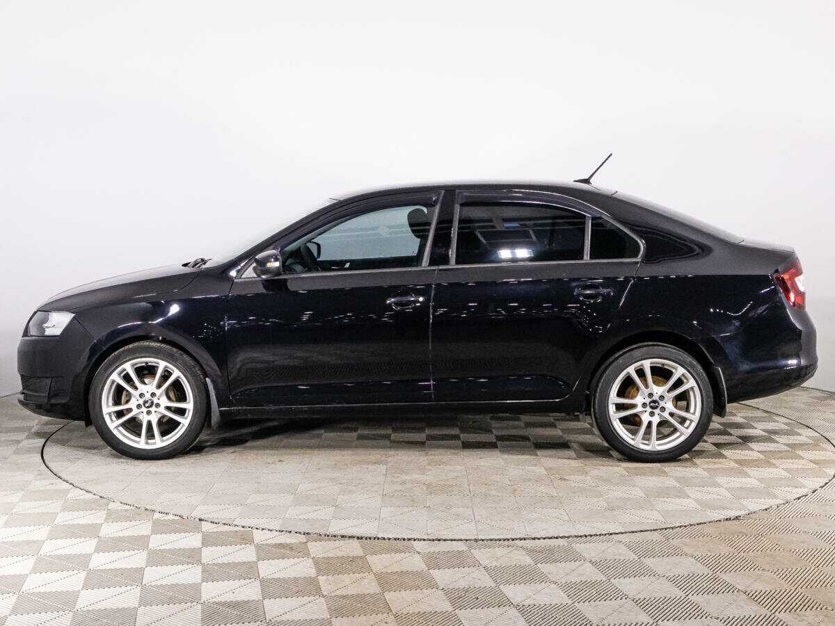 Skoda Rapid с пробегом — 2018 год. Фото: #7