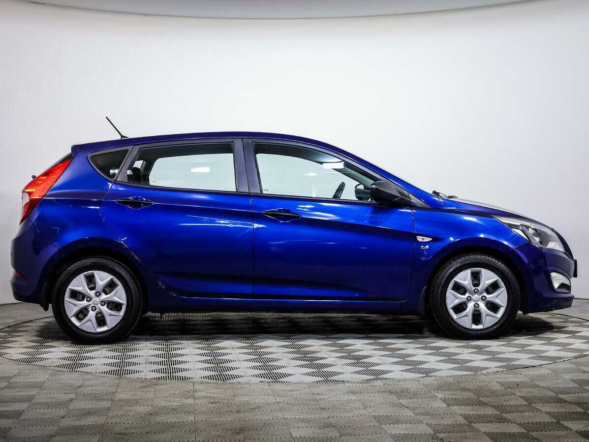 Hyundai Solaris с пробегом — 2015 год. Фото: #2