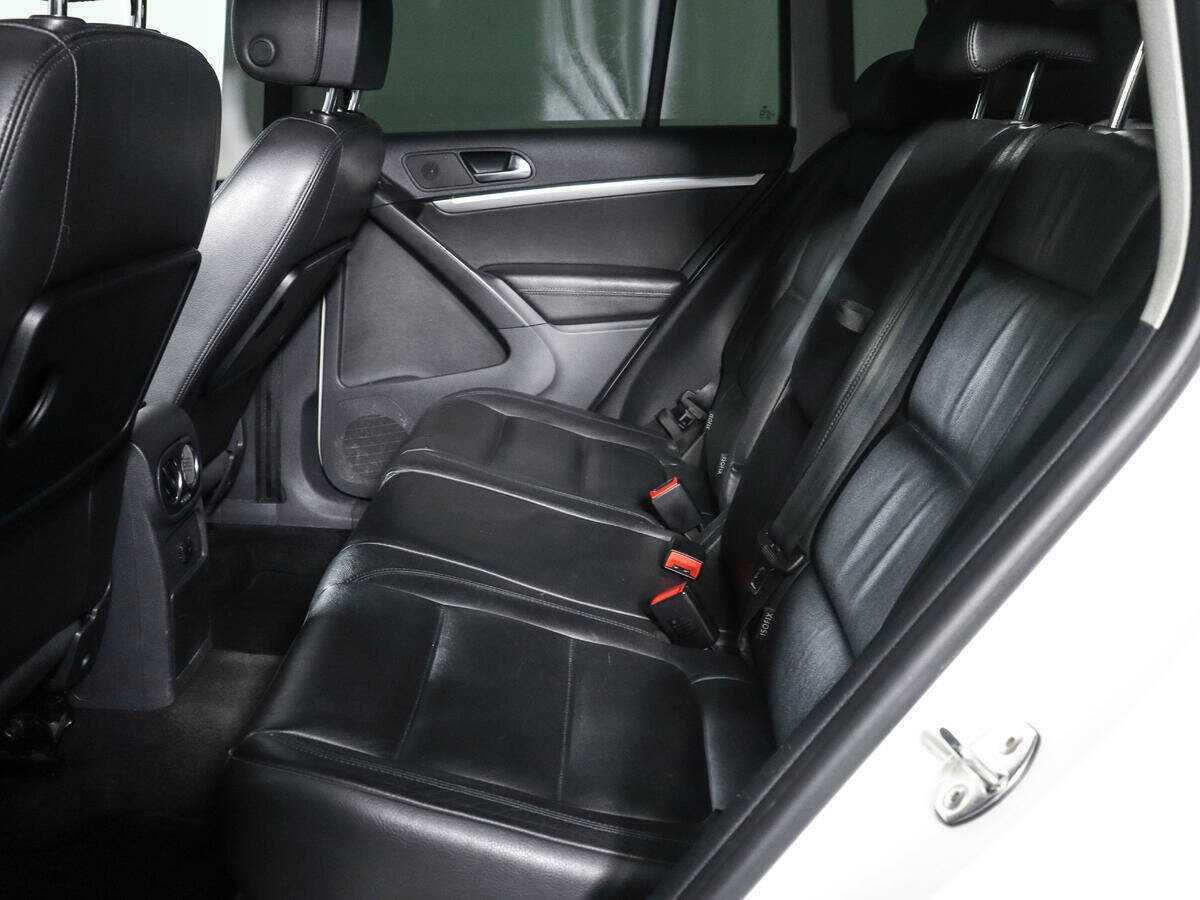 Volkswagen Tiguan с пробегом — 2012 год. Фото: #7