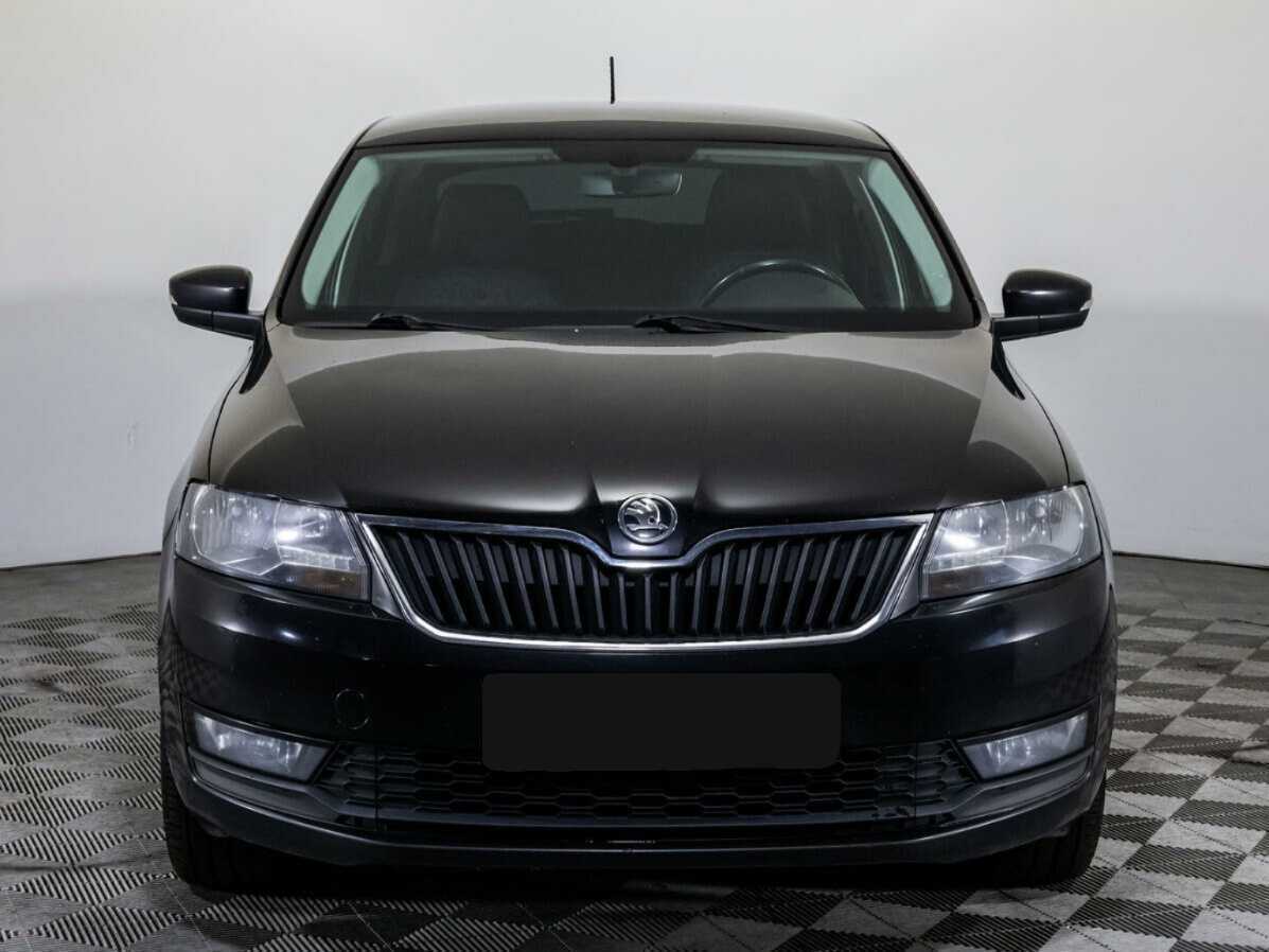 Skoda Rapid с пробегом — 2019 год. Фото: #1