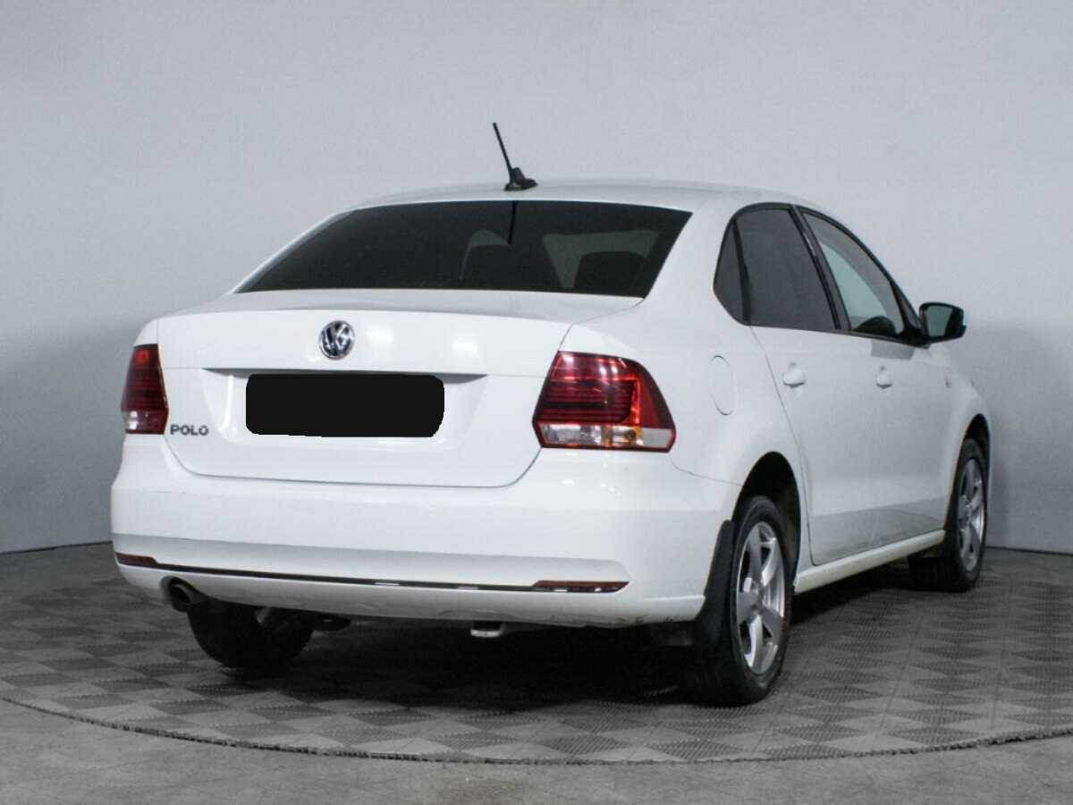 Volkswagen Polo с пробегом — 2017 год. Фото: #4