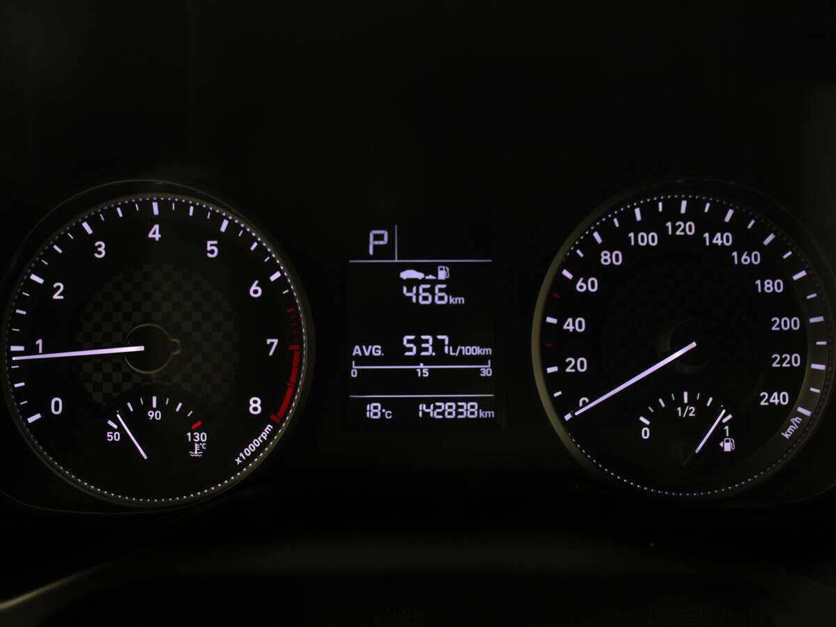 Hyundai Elantra с пробегом — 2020 год. Фото: #7