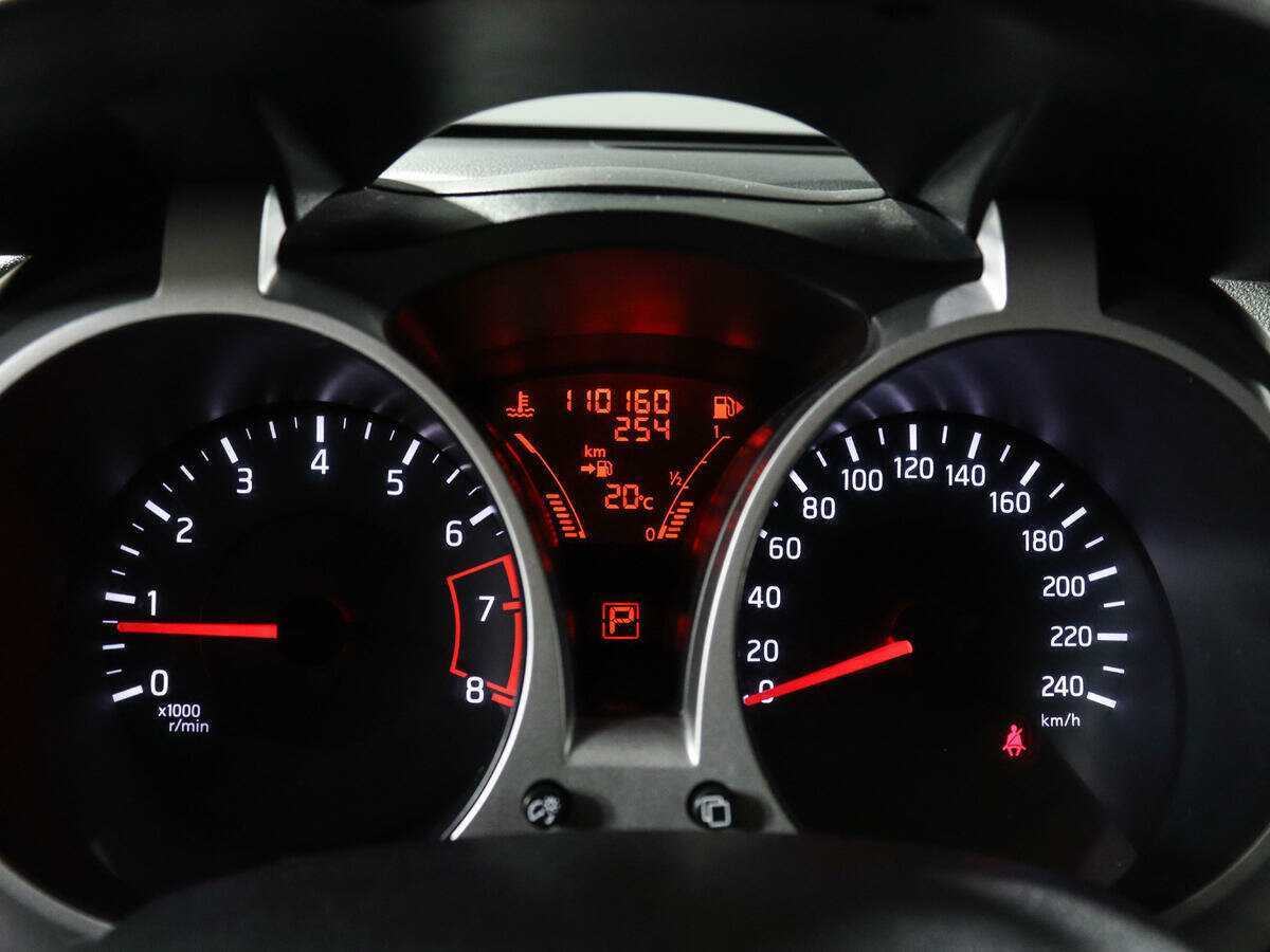 Nissan Juke с пробегом — 2012 год. Фото: #10