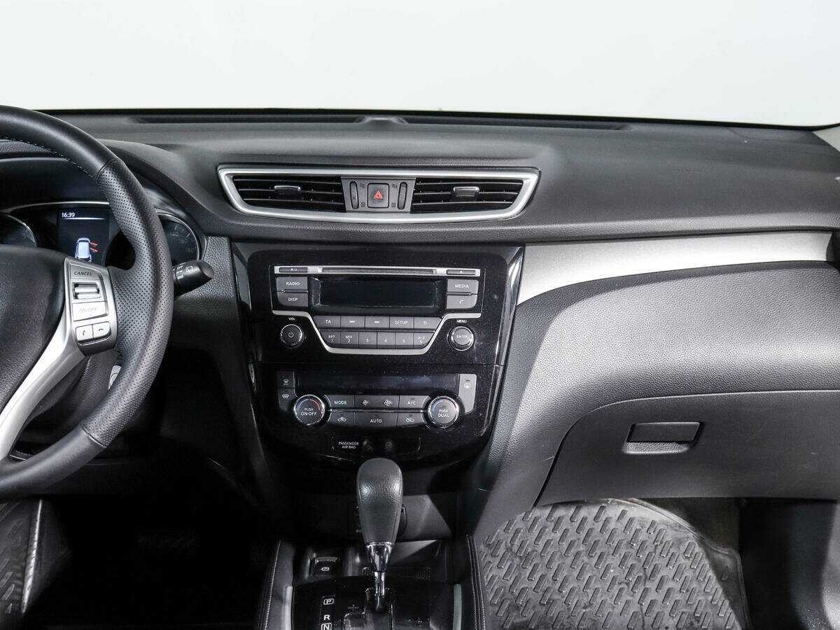 Nissan X-Trail с пробегом — 2015 год. Фото: #10