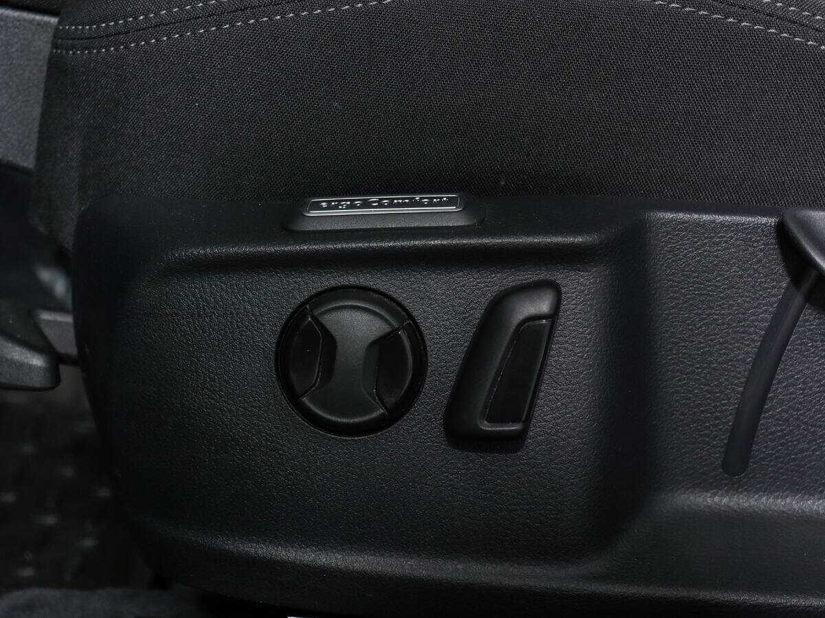 Volkswagen Passat с пробегом — 2016 год. Фото: #13