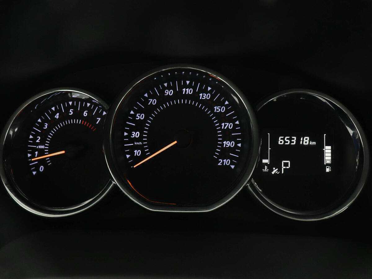 Renault Sandero с пробегом — 2019 год. Фото: #10