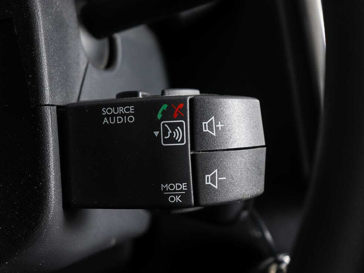 Renault Logan с пробегом — 2020 год. Фото: #16