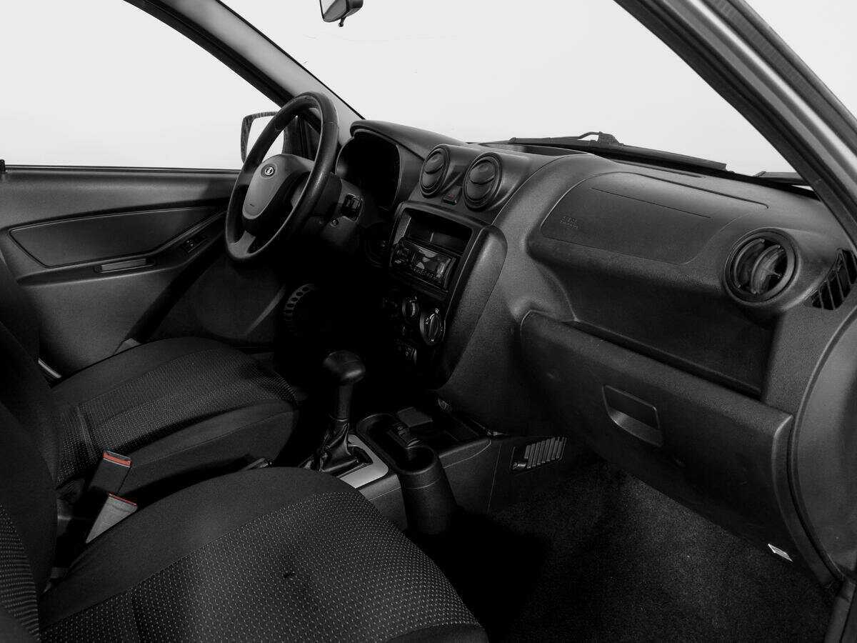 Lada (ВАЗ) Granta с пробегом — 2012 год. Фото: #8