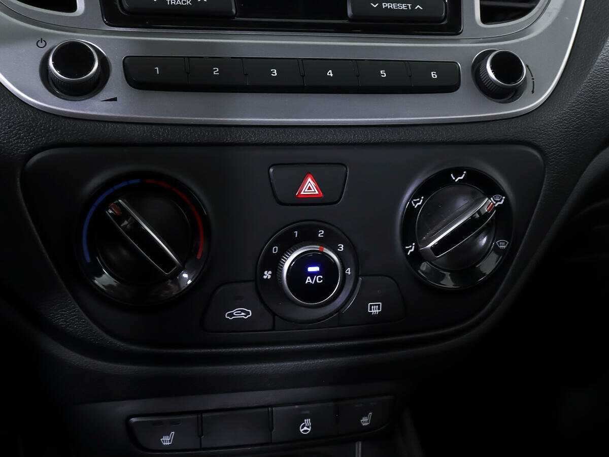 Hyundai Solaris с пробегом — 2019 год. Фото: #14