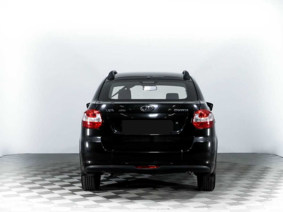 Lada (ВАЗ) Granta с пробегом — 2015 год. Фото: #5