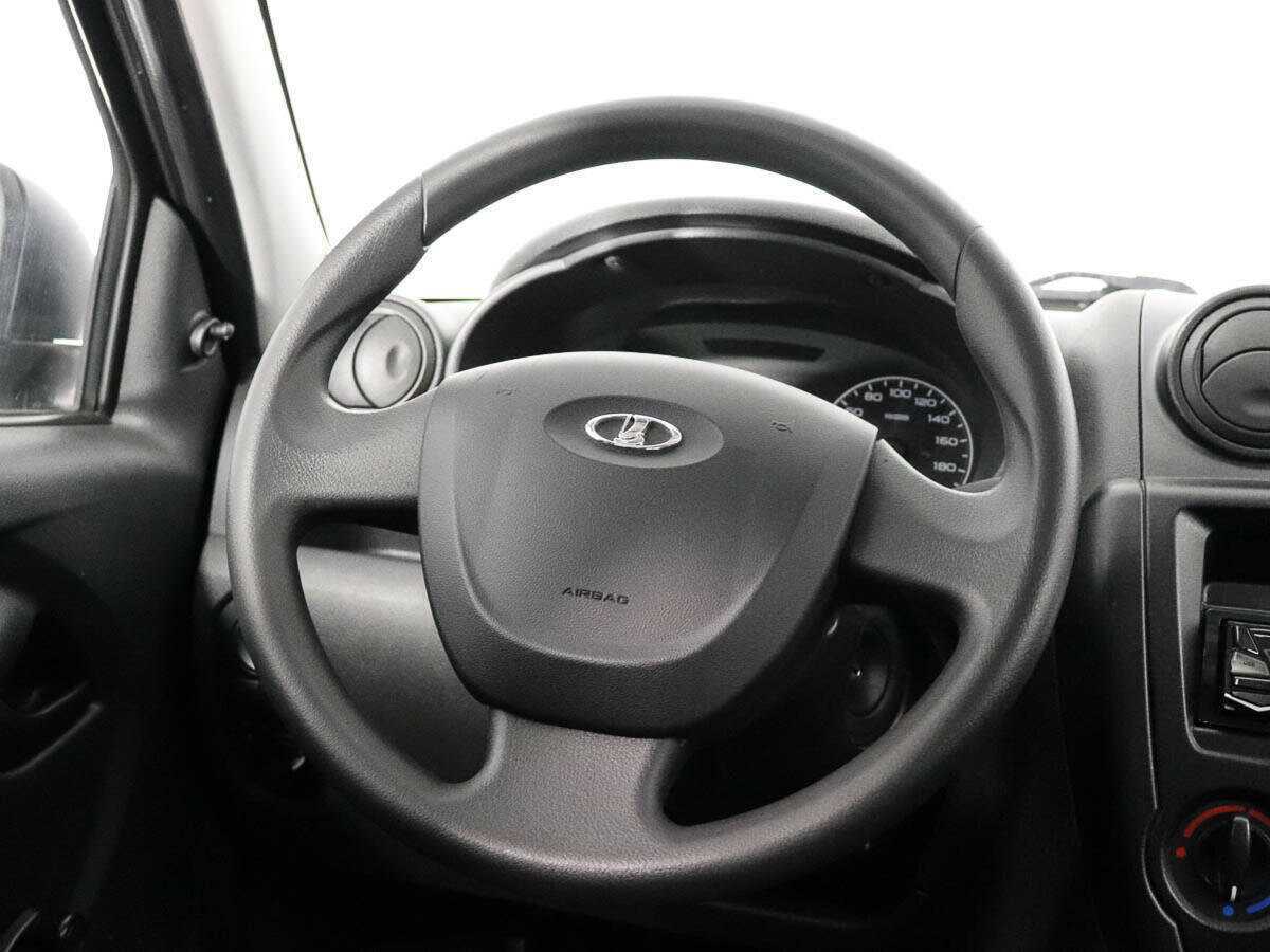 Lada (ВАЗ) Granta с пробегом — 2015 год. Фото: #14