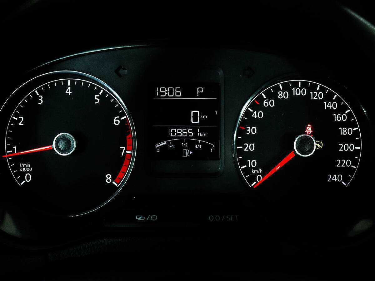 Volkswagen Polo с пробегом — 2018 год. Фото: #10